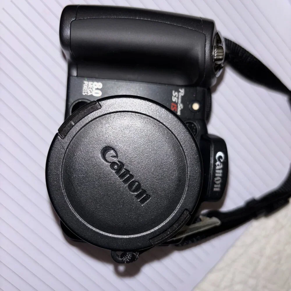 Canon PowerShot S5 IS Digital Camera (PC1234) – with Case